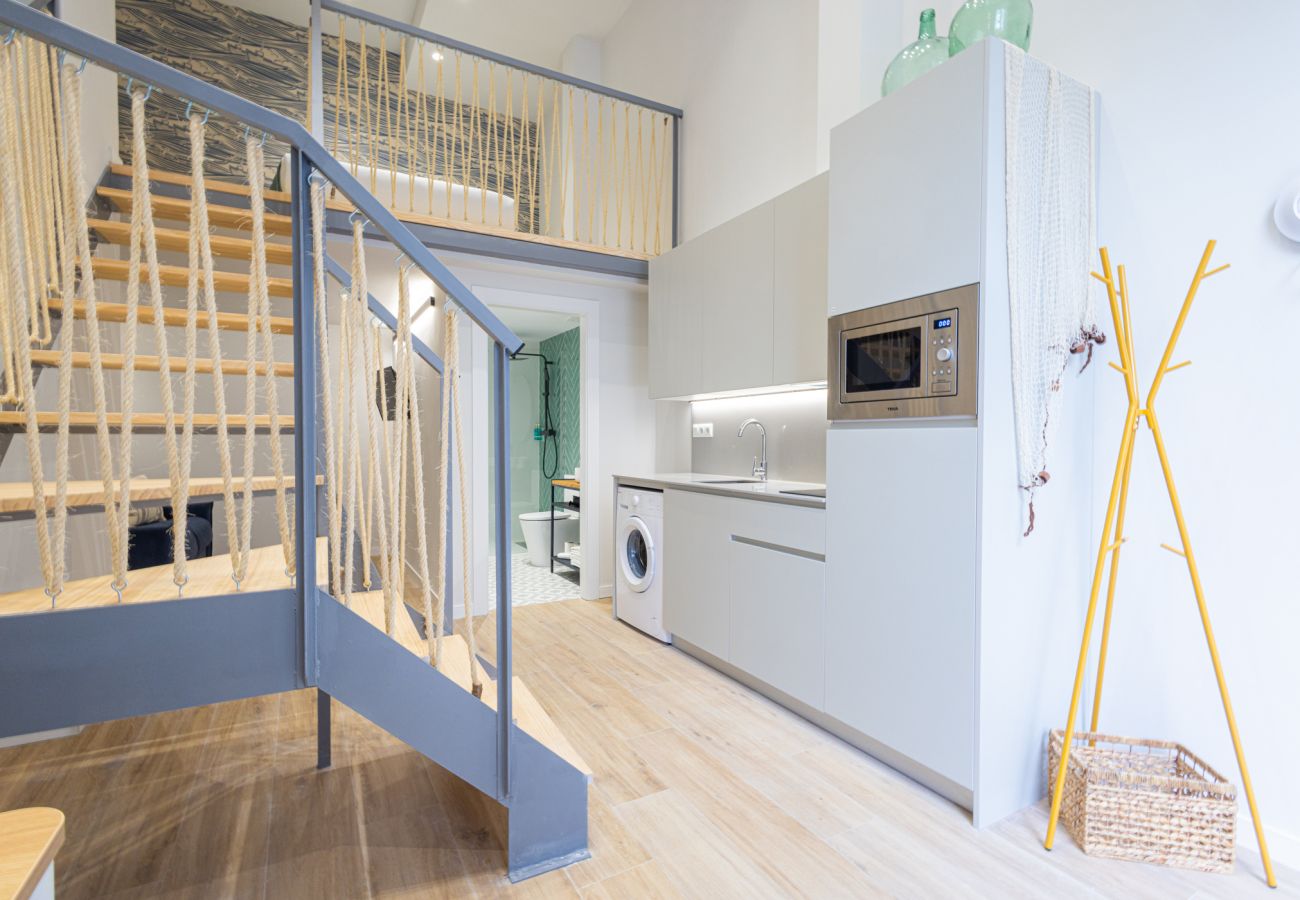 Appartement in Valencia - Pirate Duplex VIII | 4 Viajeros | AC WiFi | 15 min Oceanografic