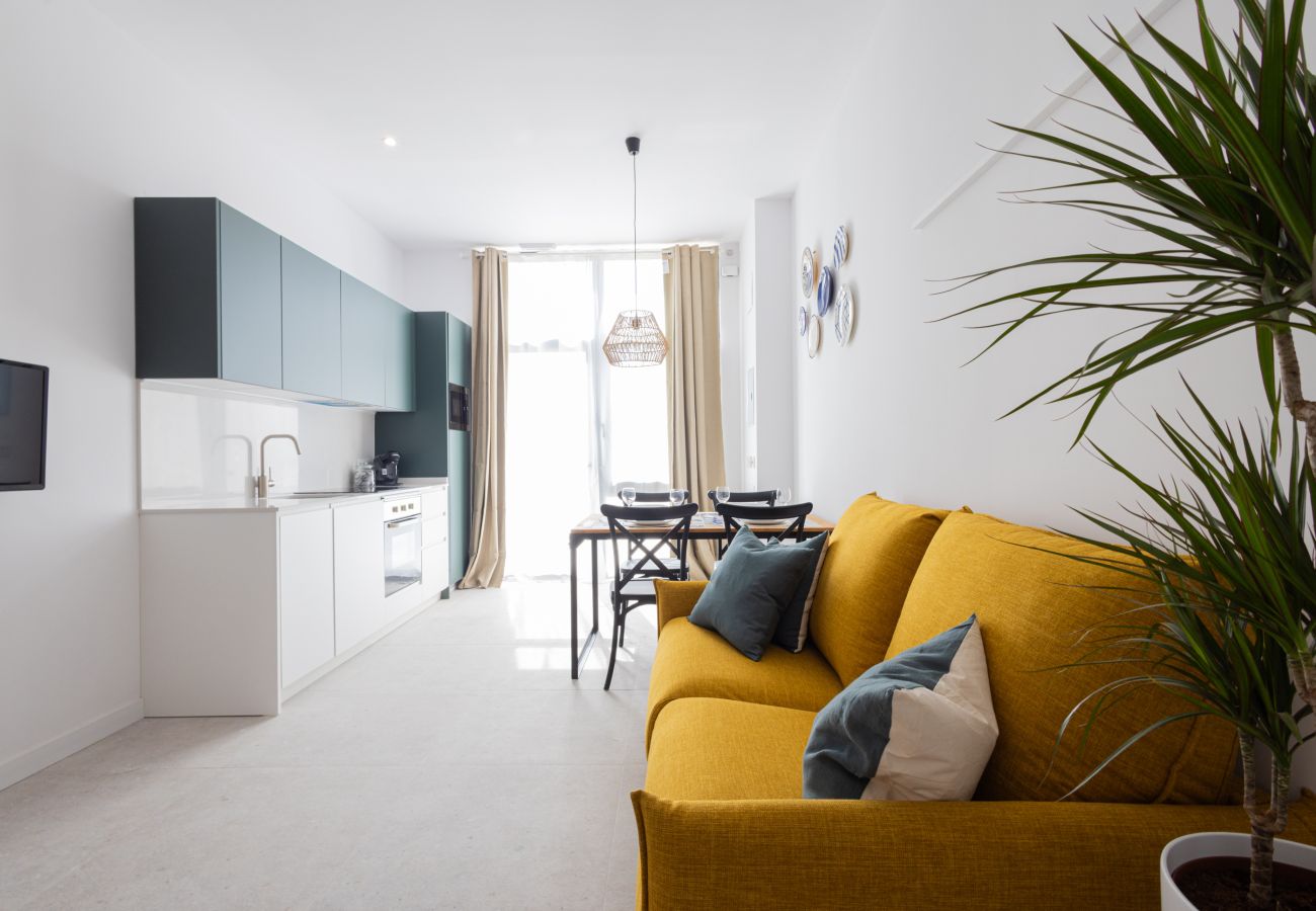 Appartement in Valencia - The Sorolla Apartment IV | AC & WiFi | 4 Viajeros