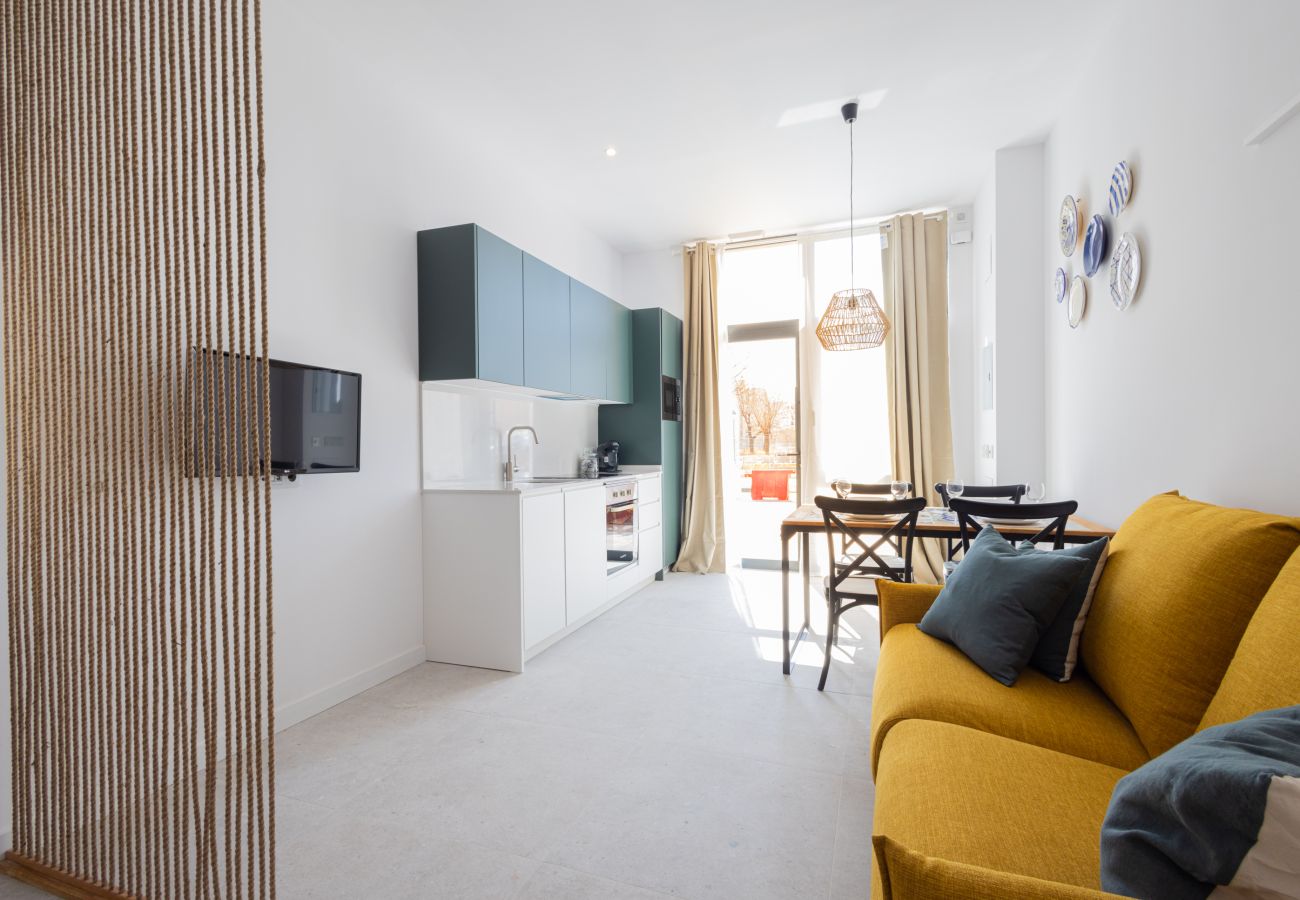 Appartement in Valencia - The Sorolla Apartment IV | AC & WiFi | 4 Viajeros