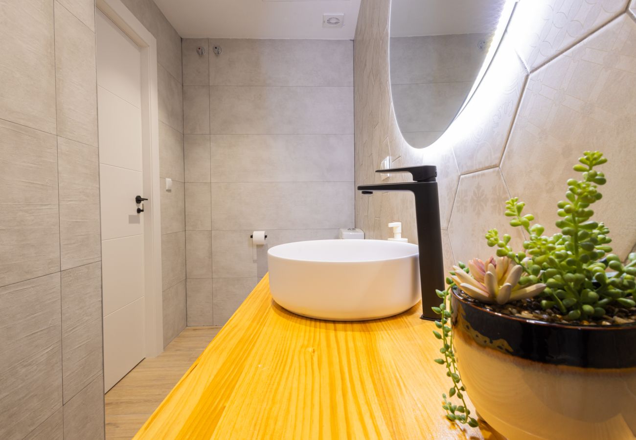 Appartement in Valencia - City Arts Suites III | 12 min City Arts | Pet Friendly