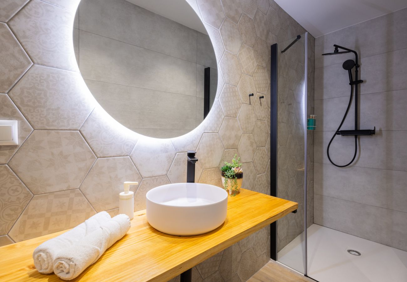 Appartement in Valencia - City Arts Suites III | 12 min City Arts | Pet Friendly