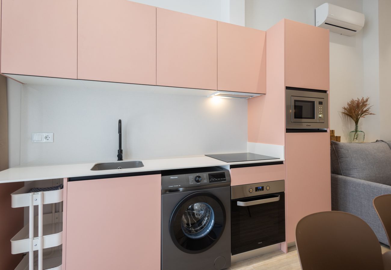 Appartement in Valencia - City Arts Suites III | 12 min City Arts | Pet Friendly
