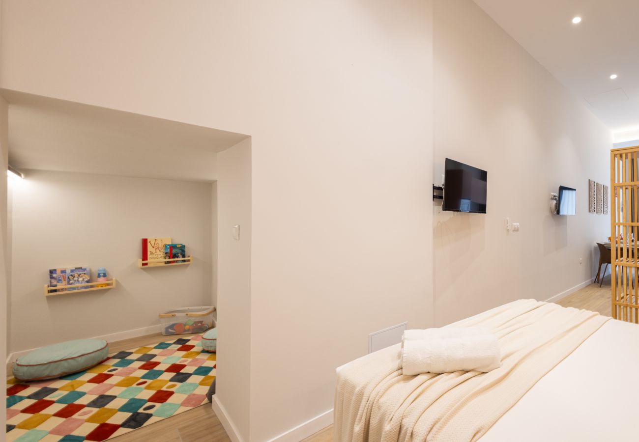 Appartement in Valencia - City Arts Suites III | 12 min City Arts | Pet Friendly