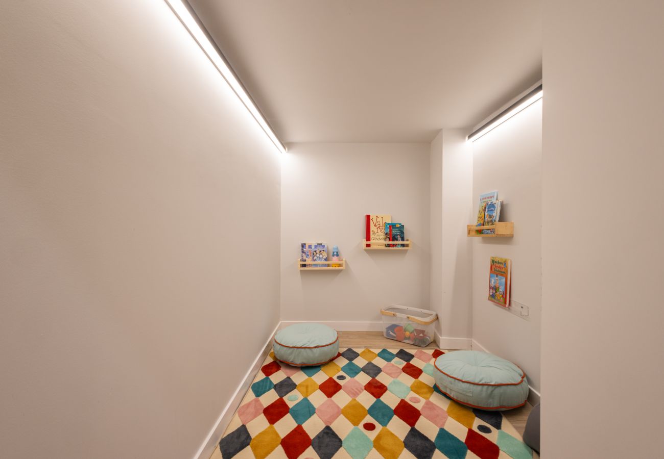 Appartement in Valencia - City Arts Suites III | 12 min City Arts | Pet Friendly