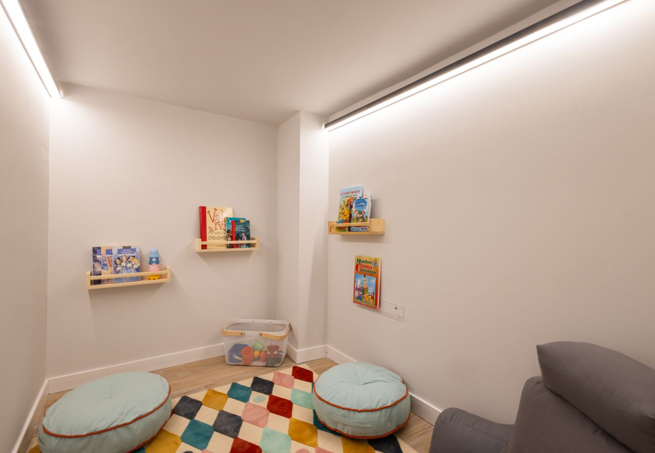 Appartement in Valencia - City Arts Suites III | 12 min City Arts | Pet Friendly
