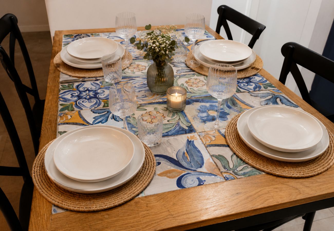 Appartement in Valencia - The Ceramic Home I | Aire acondicionado y wifi | Bicicletas gratuitas incluidas