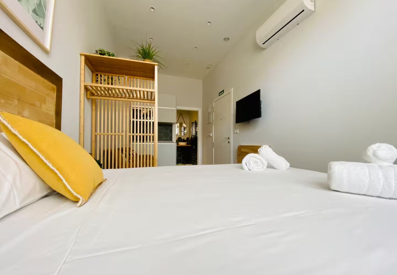 Appartement in Valencia - Beach Apartment | 1 Hab | 2 Personas | AC & WIFI
