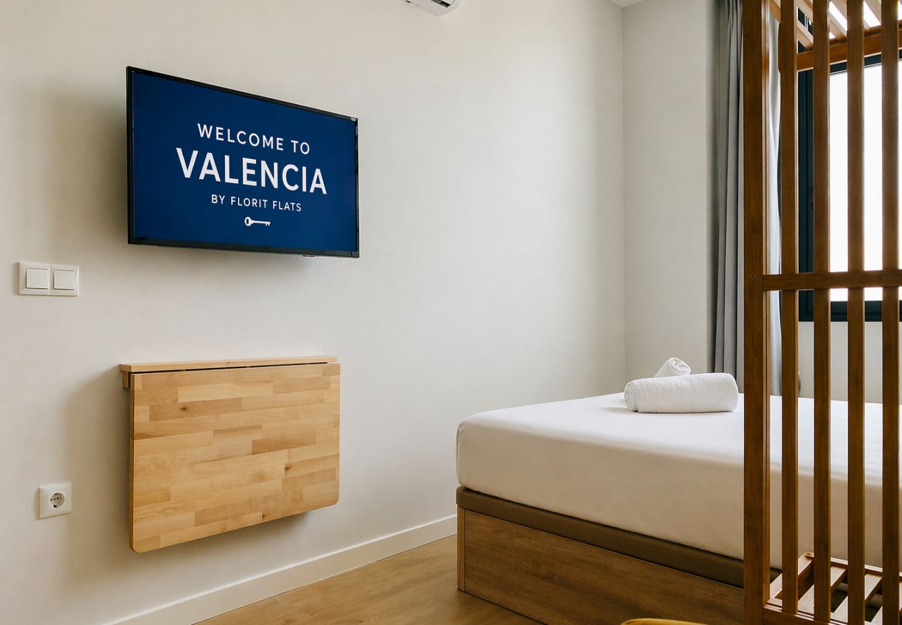 Appartement in Valencia - Beach Apartment | 1 Hab | 2 Personas | AC & WIFI