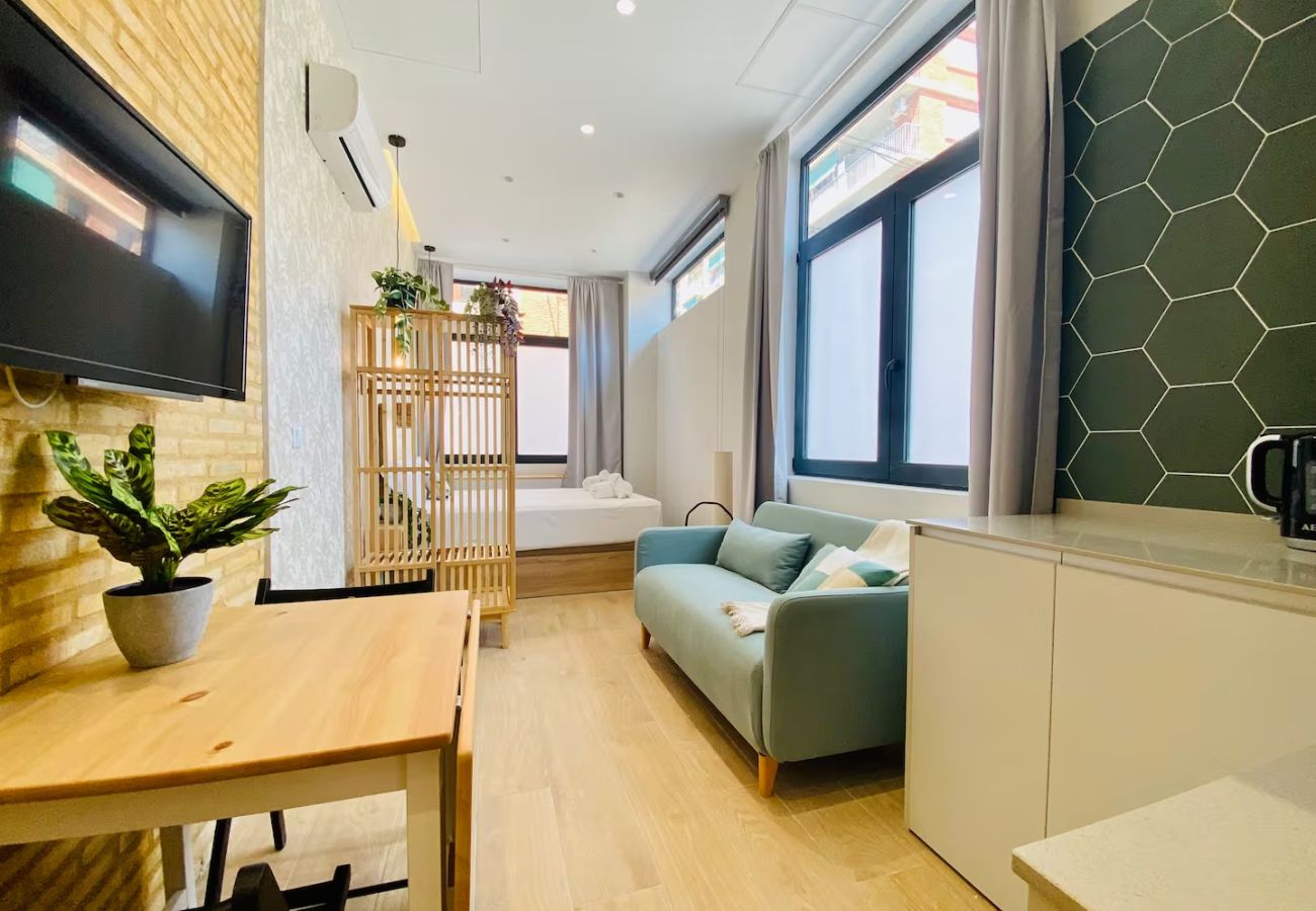Appartement in Valencia - Beach Apartment | 1Hab | 3 Viajeros| AC & WIFI