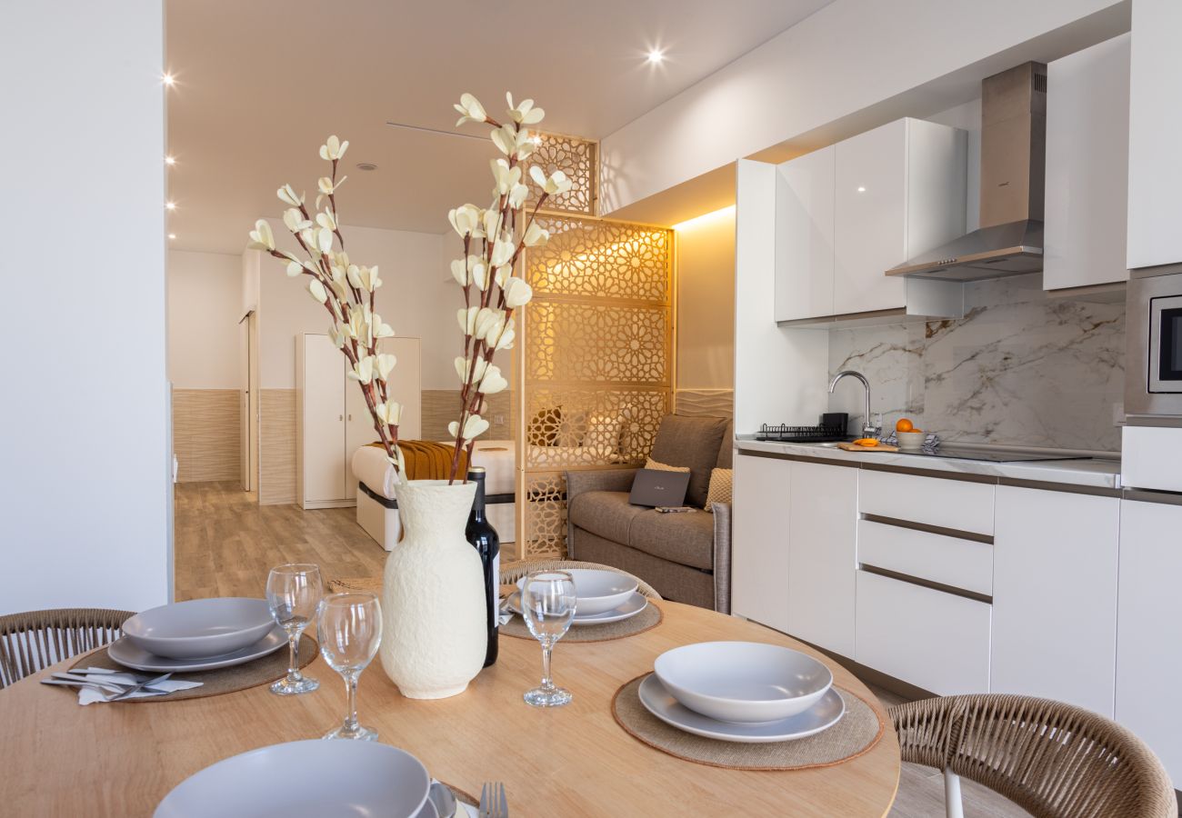 Appartement in Valencia - Valencia Urban Suite VI | 4 Viajeros| A/C & Wi-Fi | Cerca del Centro