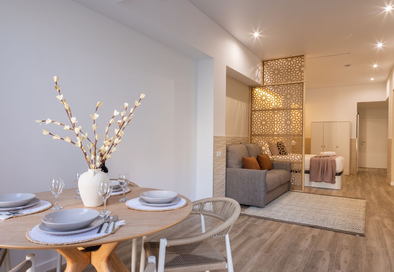 Appartement in Valencia - Valencia Urban Suite XII | 4 Viajeros | A/C & Wi-Fi | Cerca del Centro
