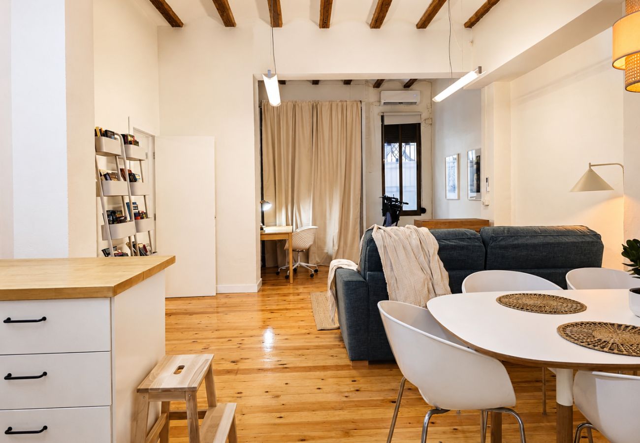 Appartement in Valencia - Serranos Towers Apartments II - 4 Guests -Old Town