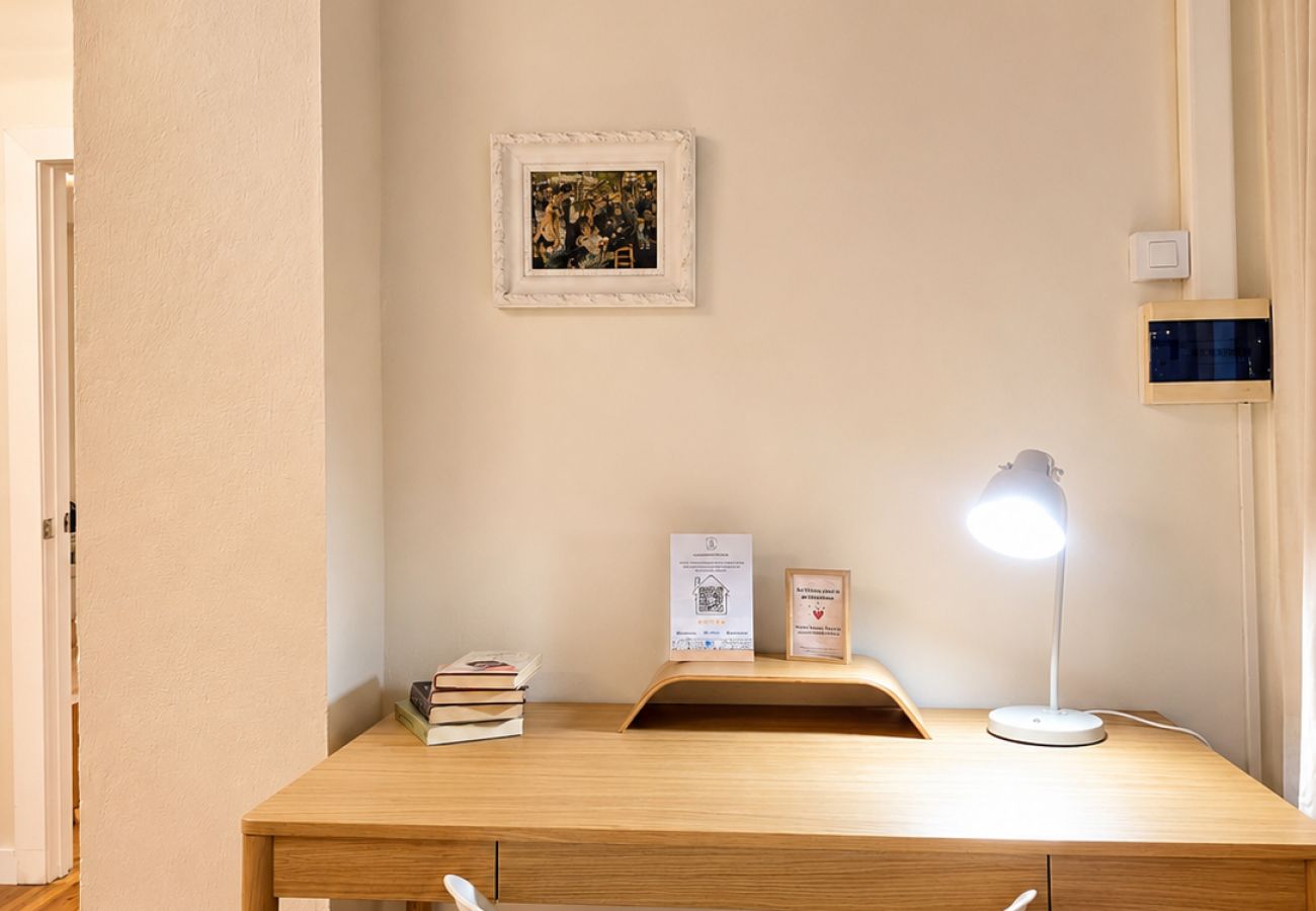 Appartement in Valencia - Serranos Towers Apartments II - 4 Guests -Old Town