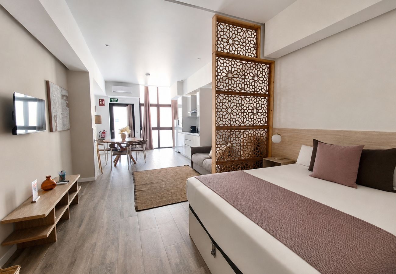 Appartement in Valencia - Valencia Urban Suite XII | 4 Viajeros | A/C & Wi-Fi 